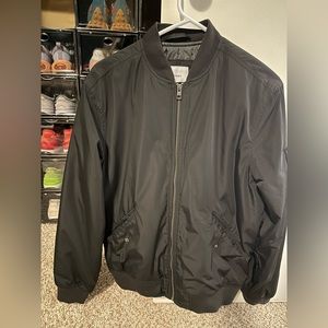 Old navy men’s black bomber